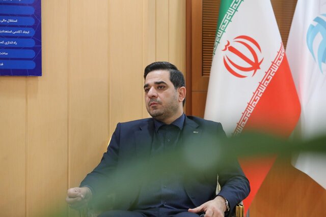 رئیس فدراسیون والیبال بین من و معاون وزیر اختلاف نظر وجود دارد نباید با یک انتقاد چکشی برخورد کرد