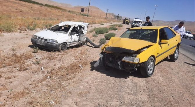 سانحه تصادف در جاده اراک – شازند پنج مصدوم بر جای گذاشت