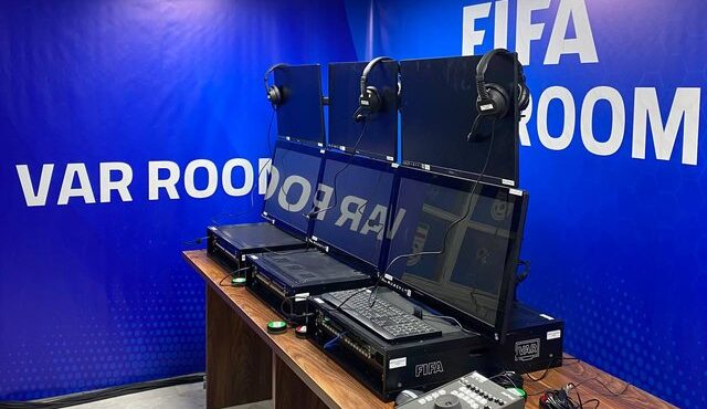 چرا ورزشگاه شهدای مس رفسنجان VAR ندارد؟