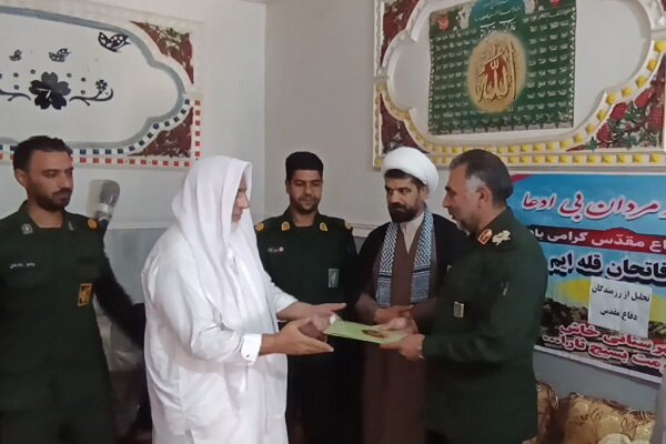 دیدار با خانواده های شهید، رزمنده و جانبازان اهل سنت خاش صورت گرفت