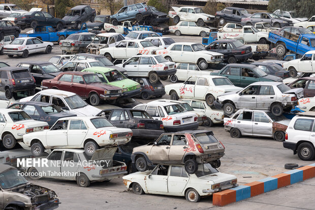 جزئیات اسقاط ۱۲۹ هزار خودرو از ابتدای سال؛ راه طولانی نوسازی