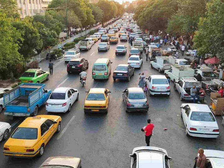 کاهش ترافیک صبحگاهی تهران با اجرای طرح زوج و فرد از درب منازل