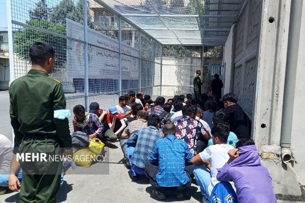 جمع آوری ۱۵۶ نفر اتباع بیگانه غیرمجاز در چابهار
