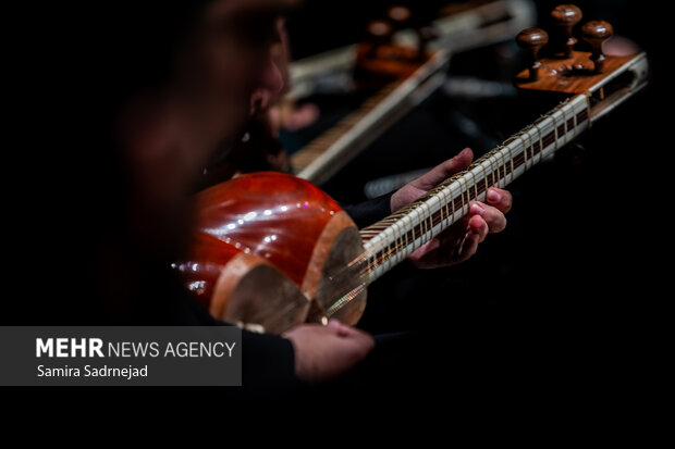 برگزاری کنسرت، عادی‌سازی نیست